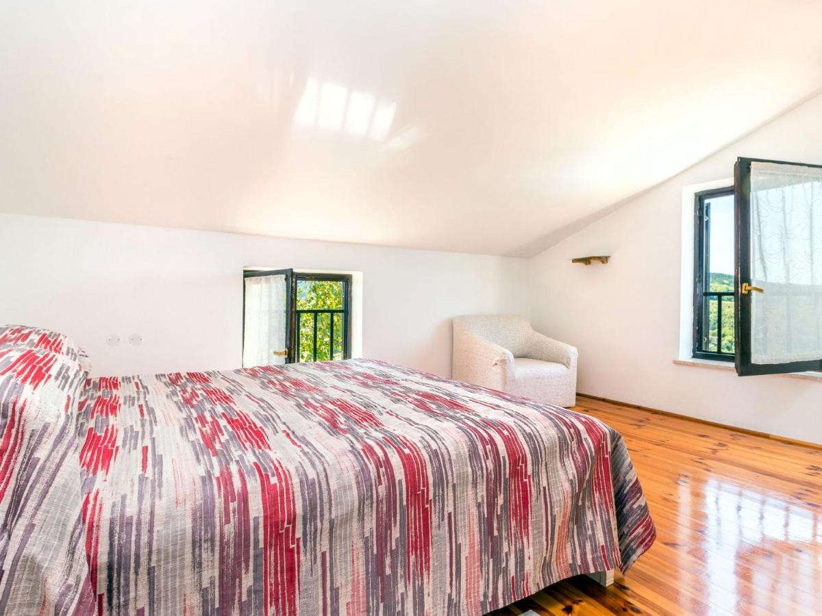 Holiday Home Kusar - Mvn100 By Interhome Motovun Buitenkant foto