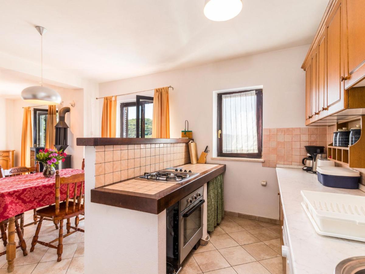 Holiday Home Kusar - Mvn100 By Interhome Motovun Buitenkant foto